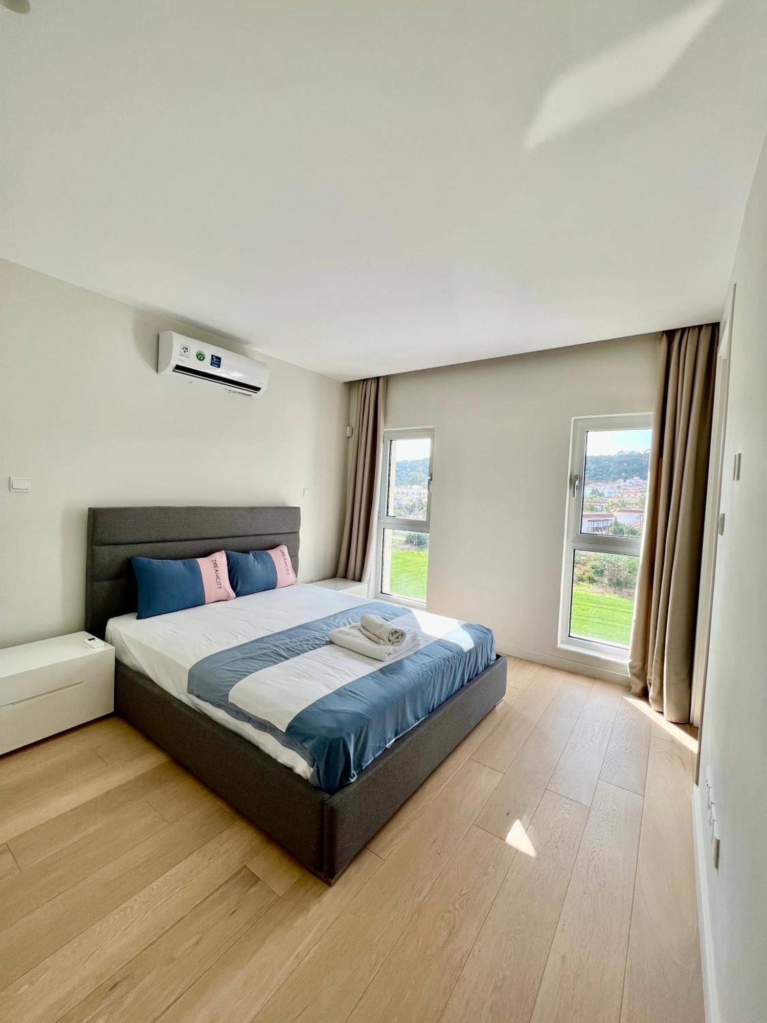 Emerald Suites Protaras Habitación foto